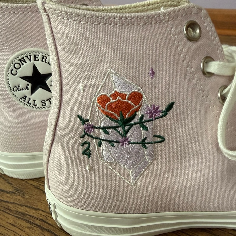 Converse Chuck Taylor All Star High Top Crystal Energy Amethyst embroidered rose - Picture 7 of 10